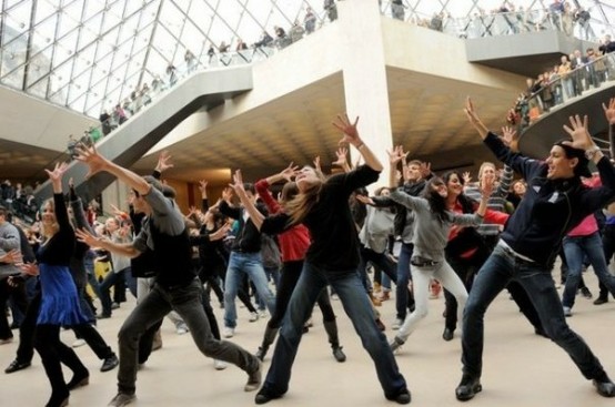 flash mob na lotnisku